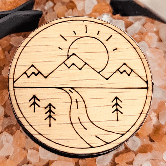 Wooden Car Vent Diffuser | Mountain Medallion