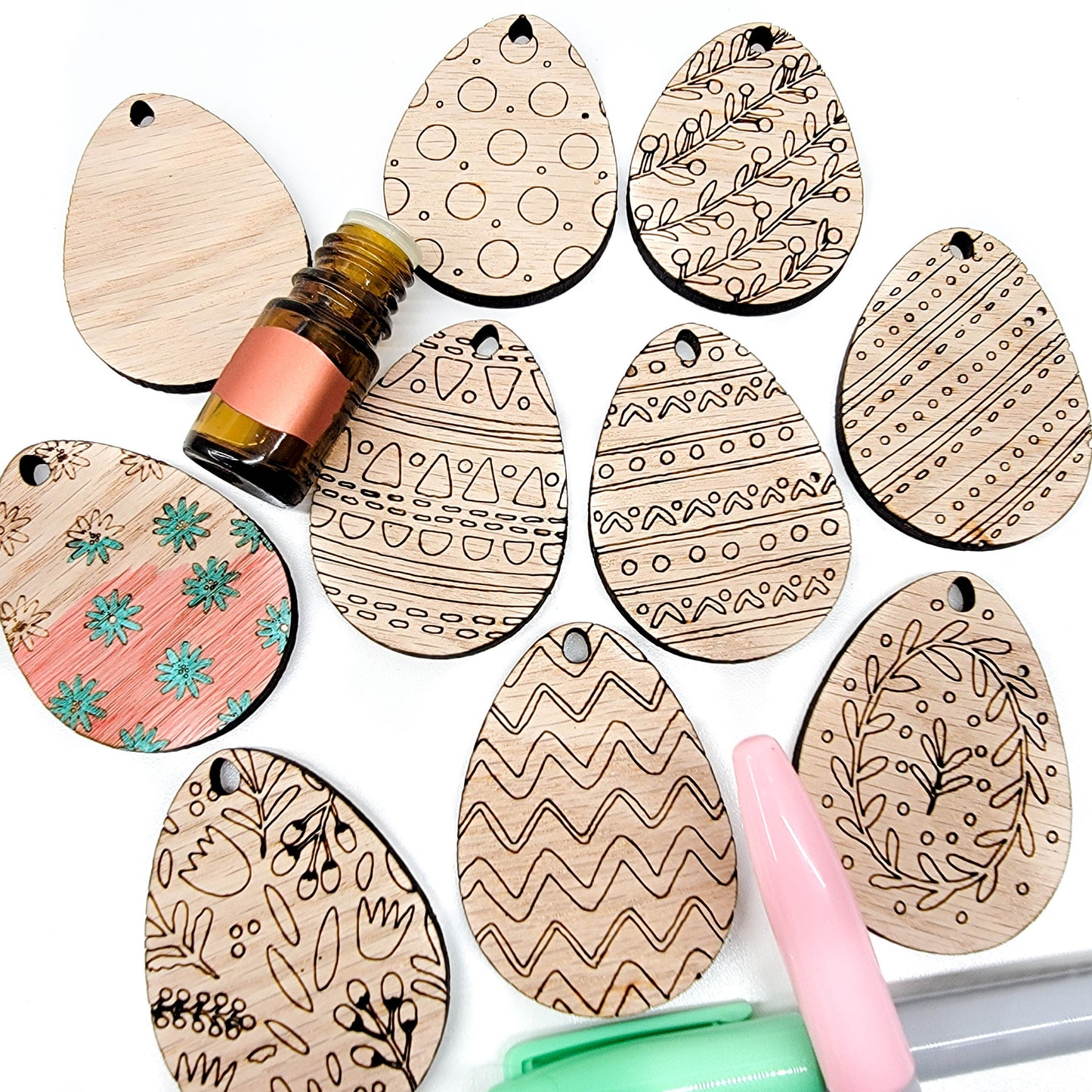 Easter Egg Wooden Diffusers / DIY Coloring Kit